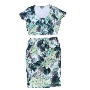 Love Sick Palm Print 2 Piece Crop Top Skirt Set Size 00 (Size 10)